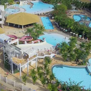 lacqua-diroma-hotel-caldas-novas.caldasnovashotels.com/